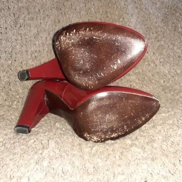 MARC BY MARC JACOBS-Deep Red Patent Pumps-Ankle/MaryJane Strap-Sz 40-Near Mint - Picture 7 of 7